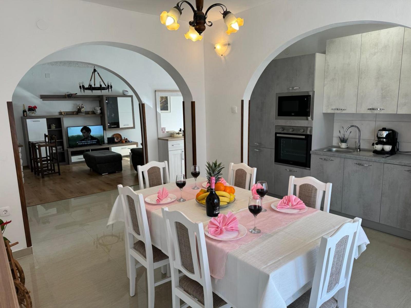 House Nada Apartman Muntic Bagian luar foto
